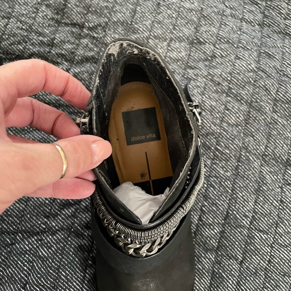 Dolce Vita Black Leather Ankle Boots with Chain Detail - Picture 8 of 8